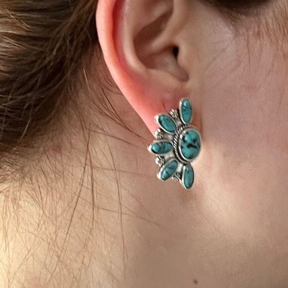 Fake Turquoise western style Decor Stud Earrings - Picture 4 of 12